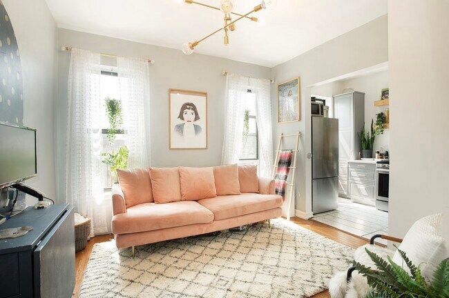 Photo - 50 W 112th St Unidad 6b