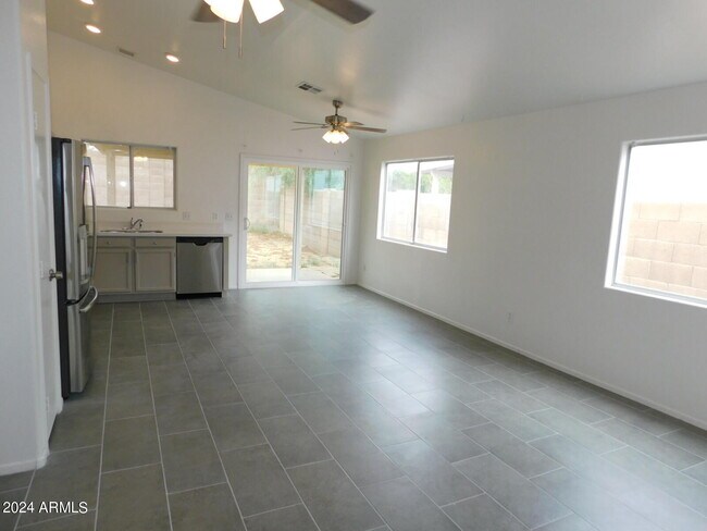 Photo - 2874 W Muriel Dr