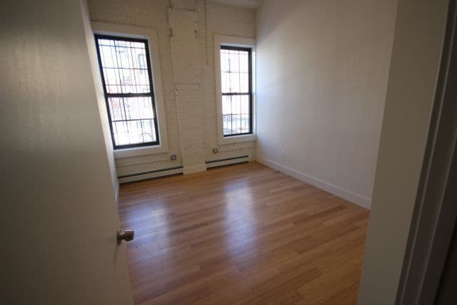 Photo - 716 Knickerbocker Ave Unit 1R