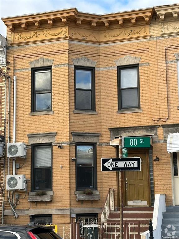 Building Photo - 86-32-86-80 80th St Unit 2Fl Rental