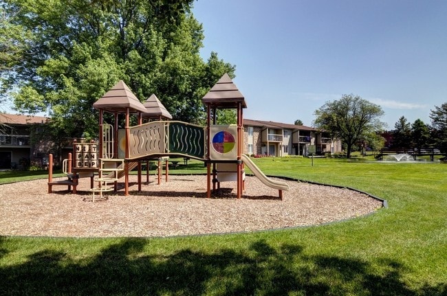 Building Photo - Briarbrook Rental