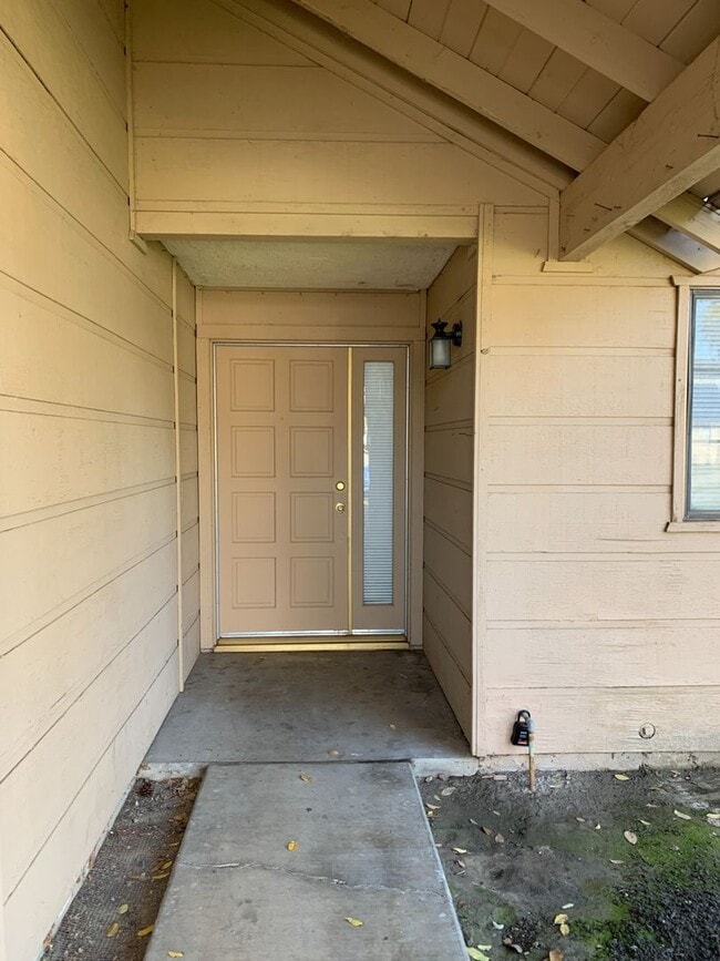 Photo - 4525 Trumbull Dr
