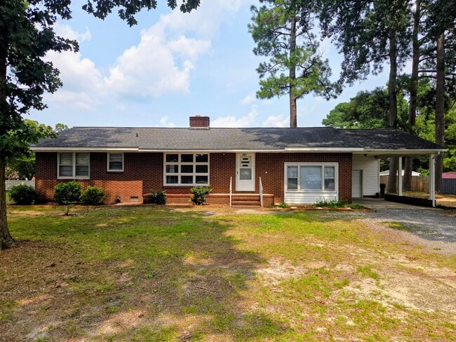 Building Photo - 201 Holly Rd