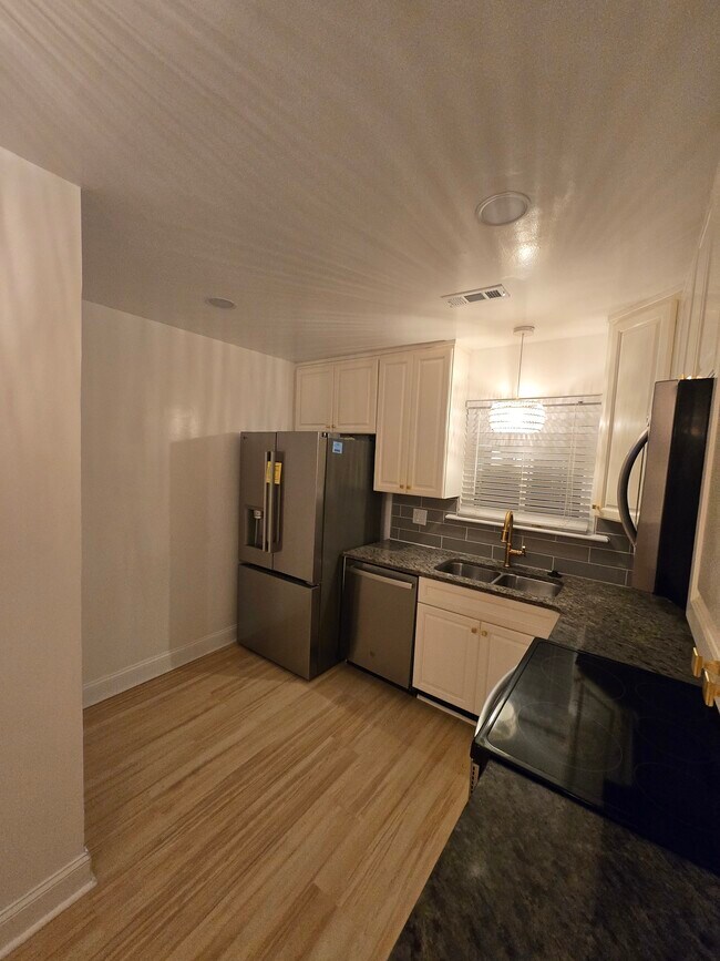 Photo - 2515 Arkansas Ave Unidad A