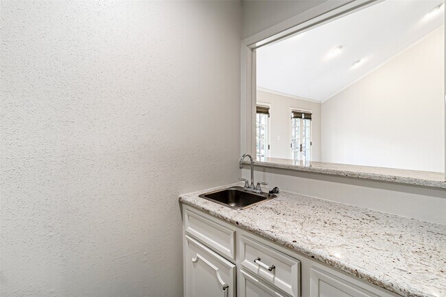 Photo - 4710 Post Oak Timber Dr