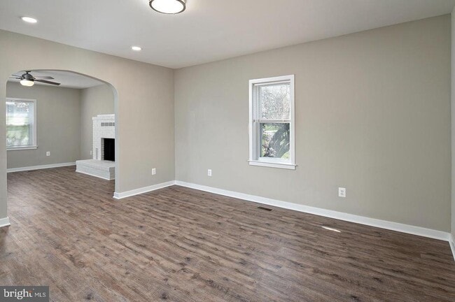 Photo - 6343 Montgomery Rd