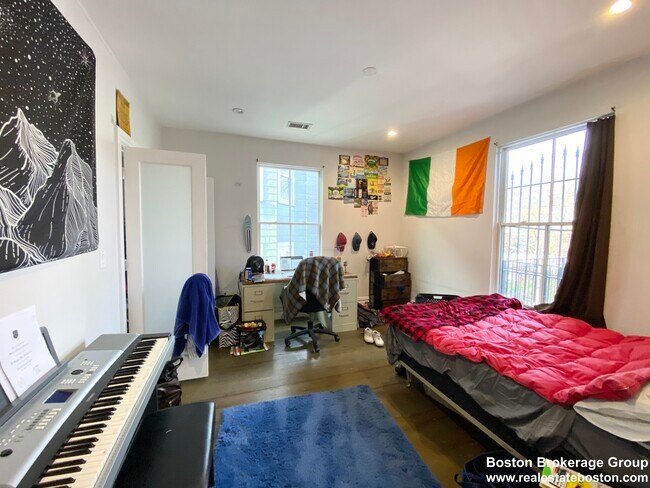 Photo - 89 Cedar St Unit 3