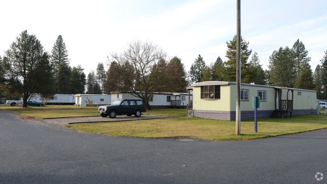 Photo - Eloika Pines Mobile Home Park