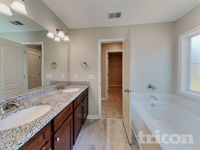 Photo - 422 Providence Plantation Cir