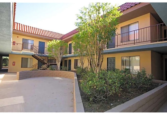 Photo - 6910 Kester Ave