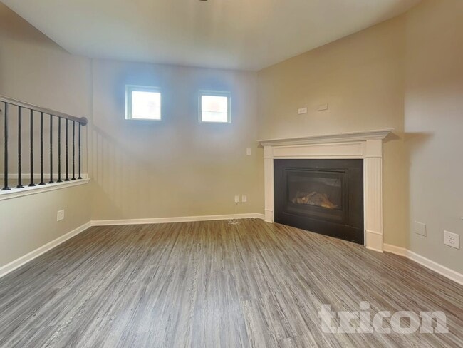 Photo - 307 Arbor Cir