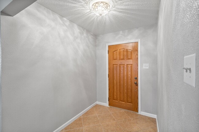 Photo - 3318 Golden Willow Dr