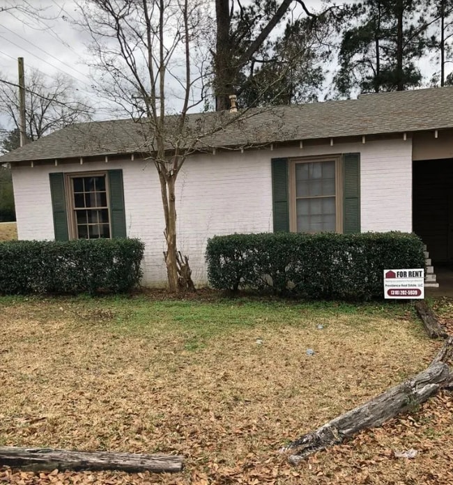 Building Photo - 3201 Sutton Dr Rental