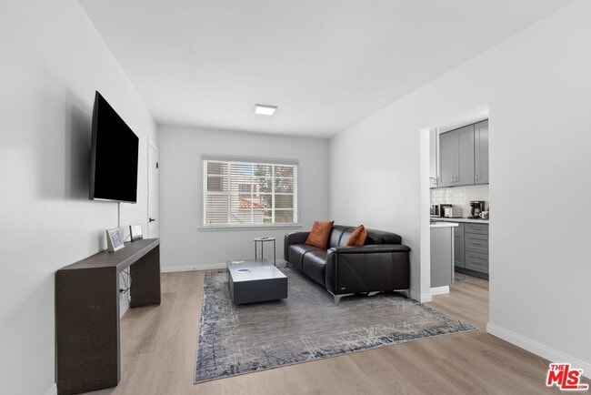 Photo - 727 Crenshaw Blvd Unit #A