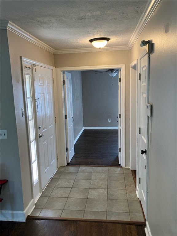 Photo - 1215 Oak Forest Ct SW