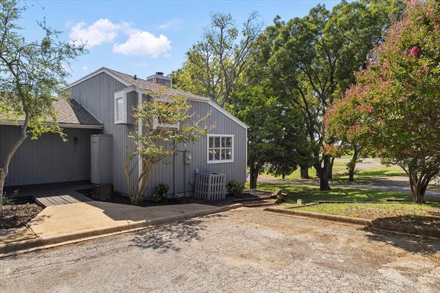 Building Photo - 560 Yacht Club Dr Rental