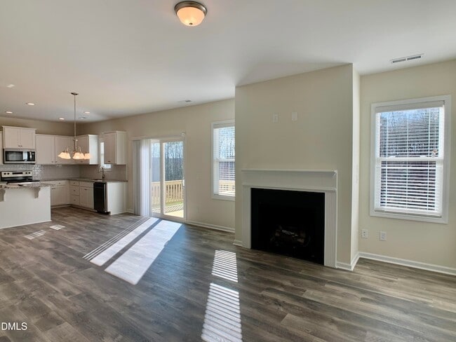 Photo - 85 Henhouse Ct