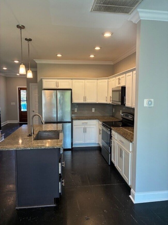 Photo - Charming 3-Bedroom Home in the Heart of Clarksville – Nashville Style Living!