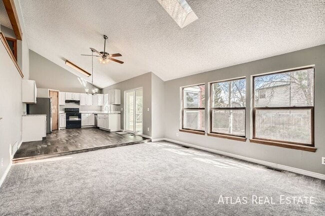 Photo - 8465 Freemantle Dr