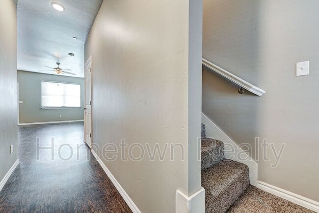 Photo - 788 SW 13th St