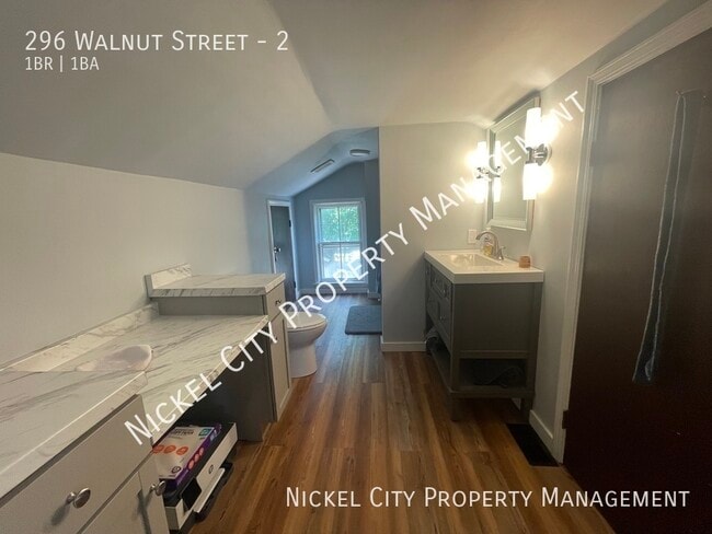Photo - 296 Walnut St Unidad 2