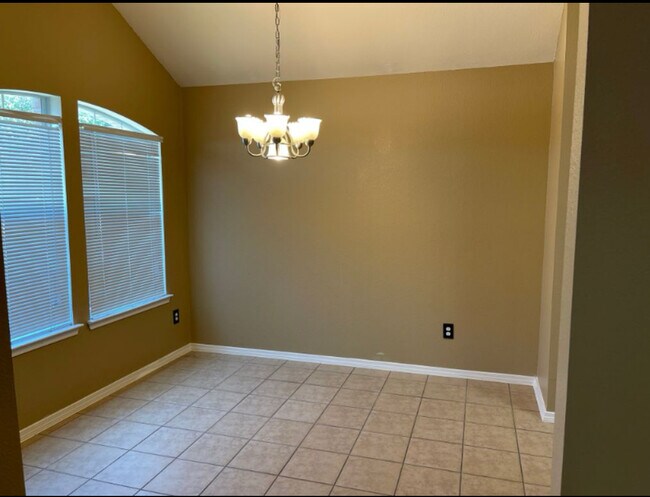 Photo - 8513 Autumn Creek Trl