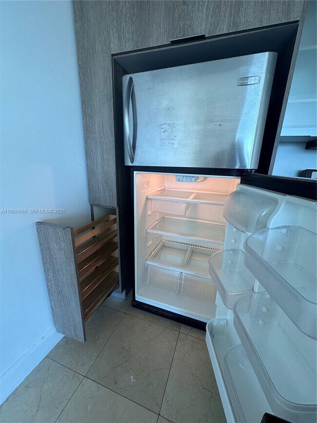 Photo - 1401 SW 22nd St Unidad 903