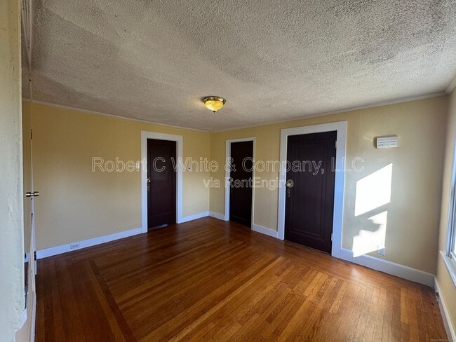 Photo - 106 Day St Unit 2