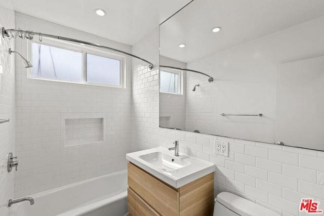 Photo - 1434 24th St