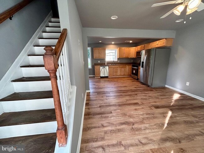 Photo - 5517 Schumacher Dr