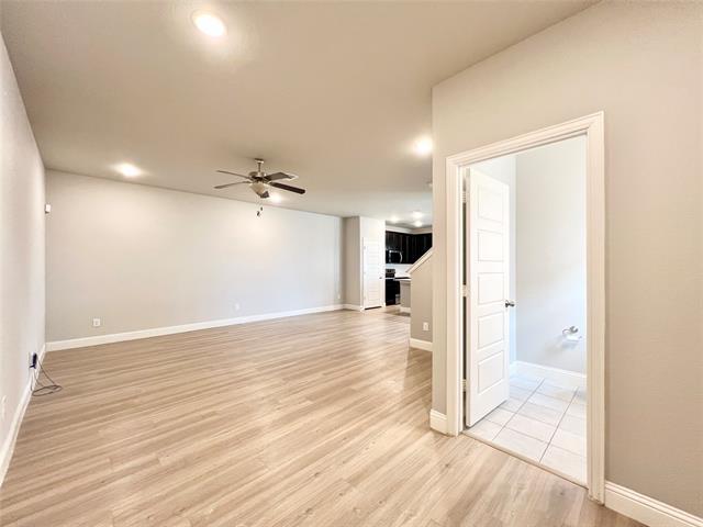 Photo - 5000-5002 Villas Dr