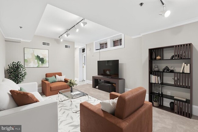 Photo - 1736 18th St NW Unit T2
