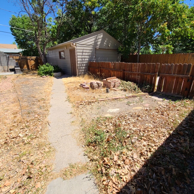 Photo - 1260 Pinyon Ave