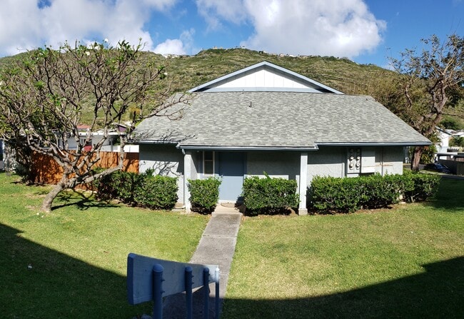 Building Photo - 1070 Awawamalu St