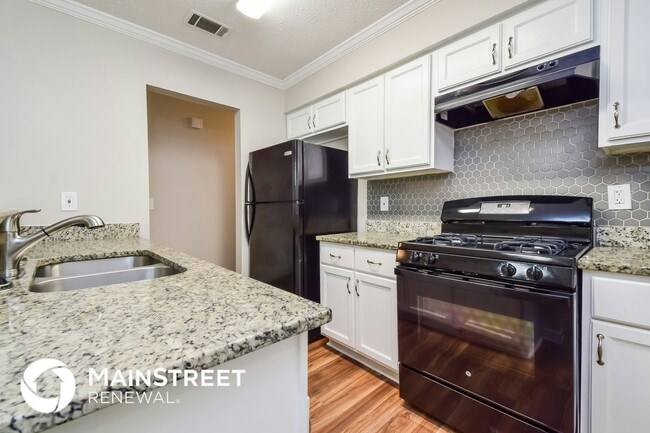 Photo - 1006 Timbervale Ln