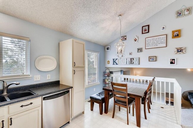 Photo - 5530 E 130th Dr