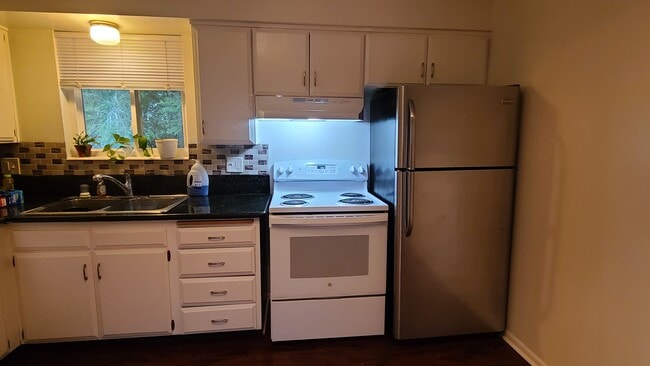 Photo - 351 Park Creeke Ln Unidad B