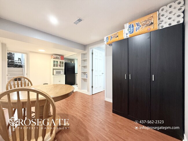 Photo - 1-Bedroom Basement Apartment with Internet & Parking – Scarborough Unité 2
