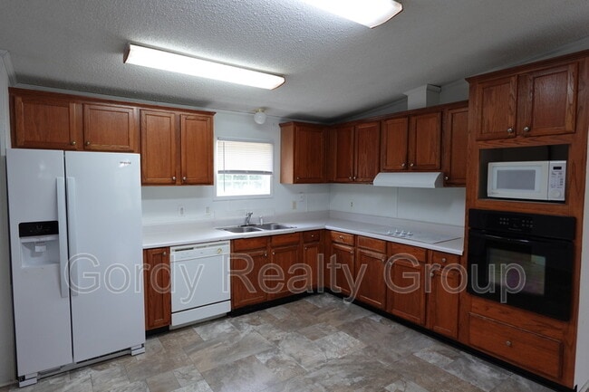 Photo - 1211 Dwellings St