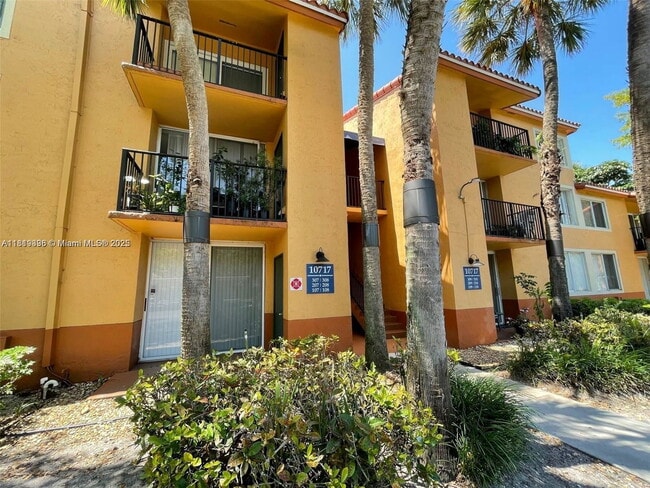 Building Photo - 10717 Cleary Blvd Unit 207 Rental