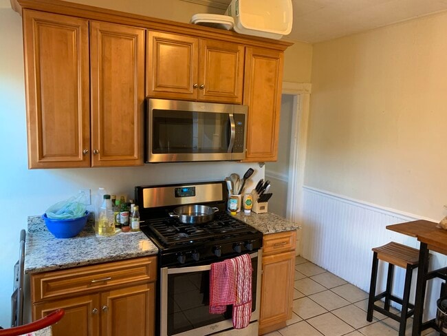 Photo - 1081 Broadway Unit 1