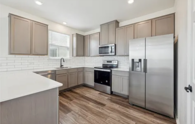 Photo - 6213 Albany Sleigh Dr