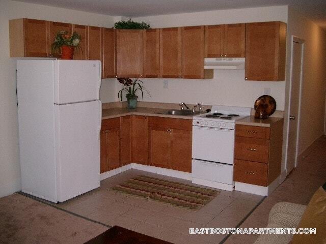 Photo - 210 Maverick St Unit 6