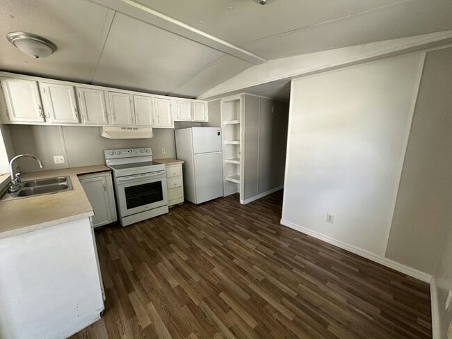 Photo - 11240 N Northwood Dr