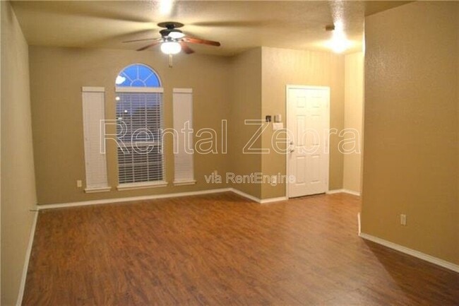 Photo - 1121 McKavett Dr