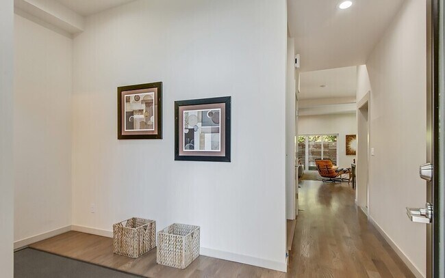 Photo - 3516 NE 87th St