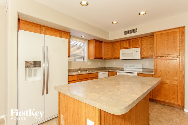 Photo - 7913 S 45th Ln