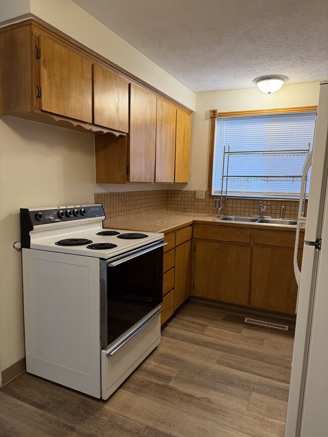 Photo - 181 Chase St