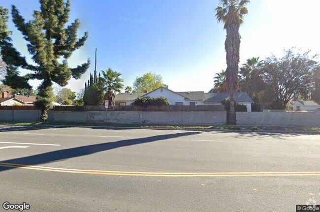 Building Photo - 8856 Casaba Ave Rental