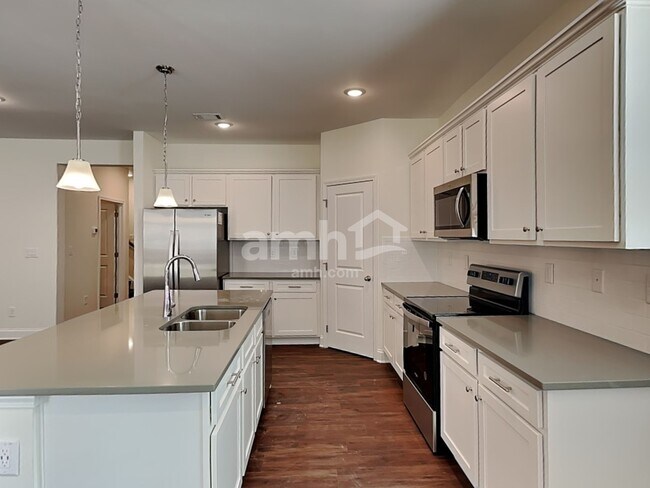 Photo - 5172 Blue Mountain Dr